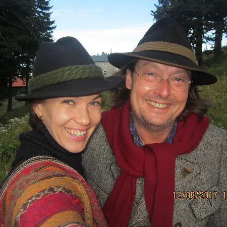 Kronichhof * Kleinau